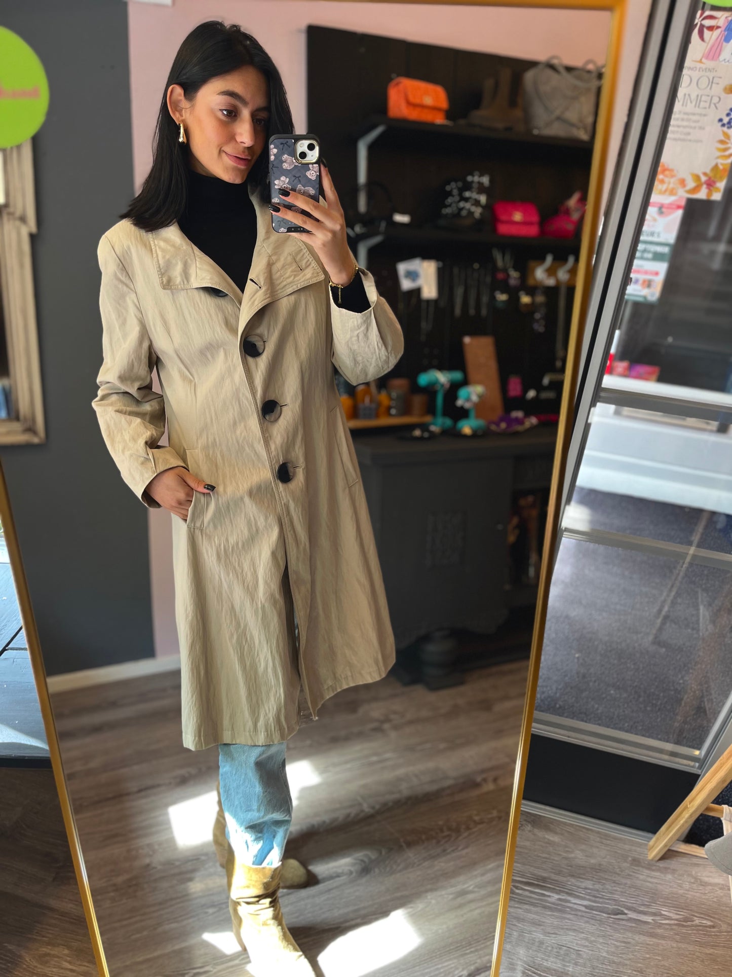 287-11 Erich Fend trenchcoat