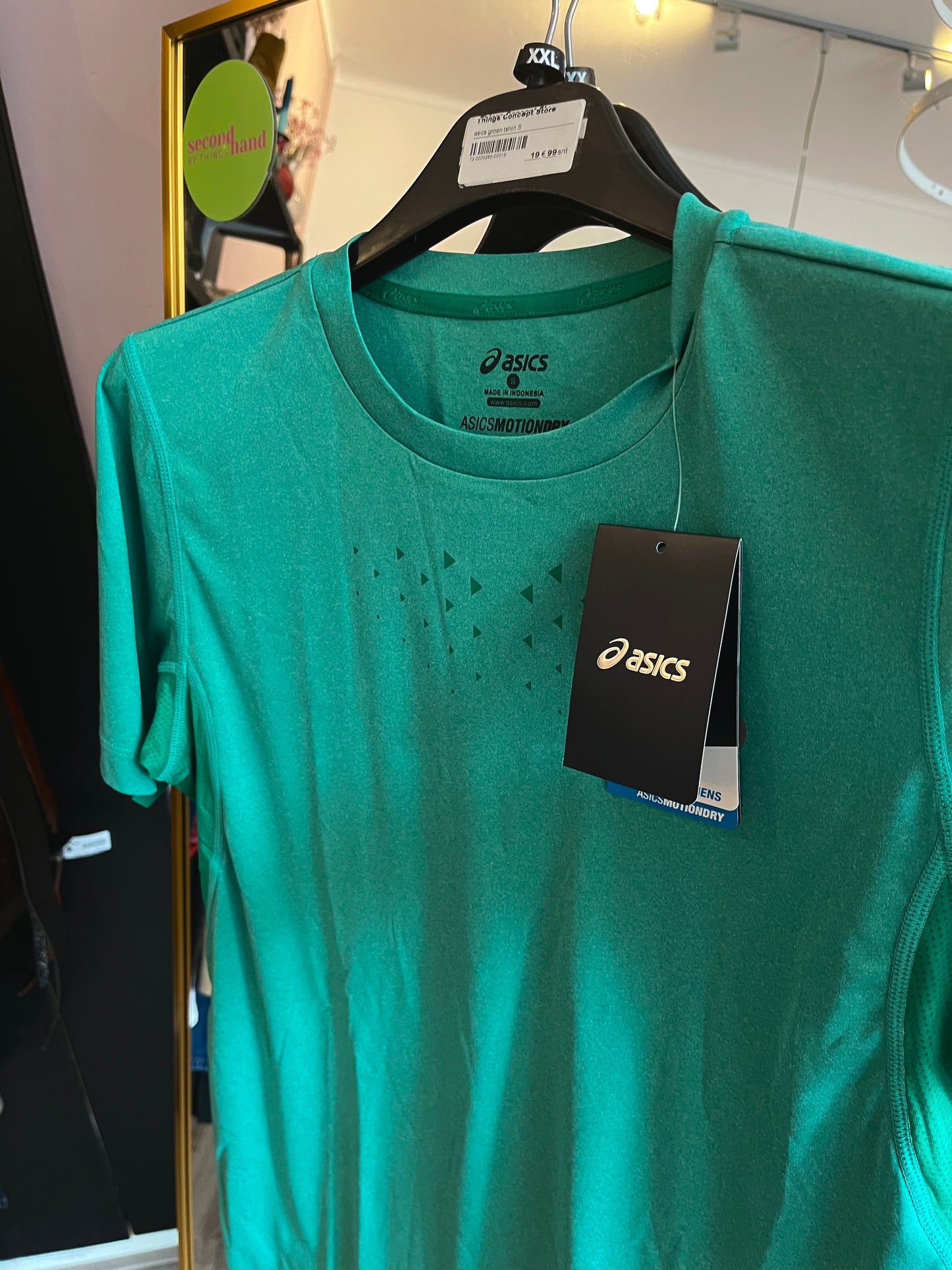 260-15 Asics tshirt groen