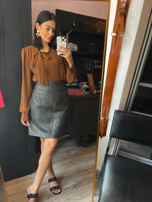 232-23 Expresso leather skirt